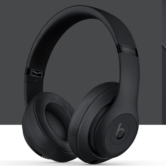 Beats by Dre Other - Beats studio 3 wireless headphones!